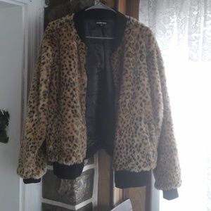 😍😍Cheetah Print Jacket😍😍